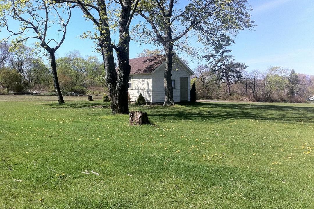 Photo of Others in Riverhead