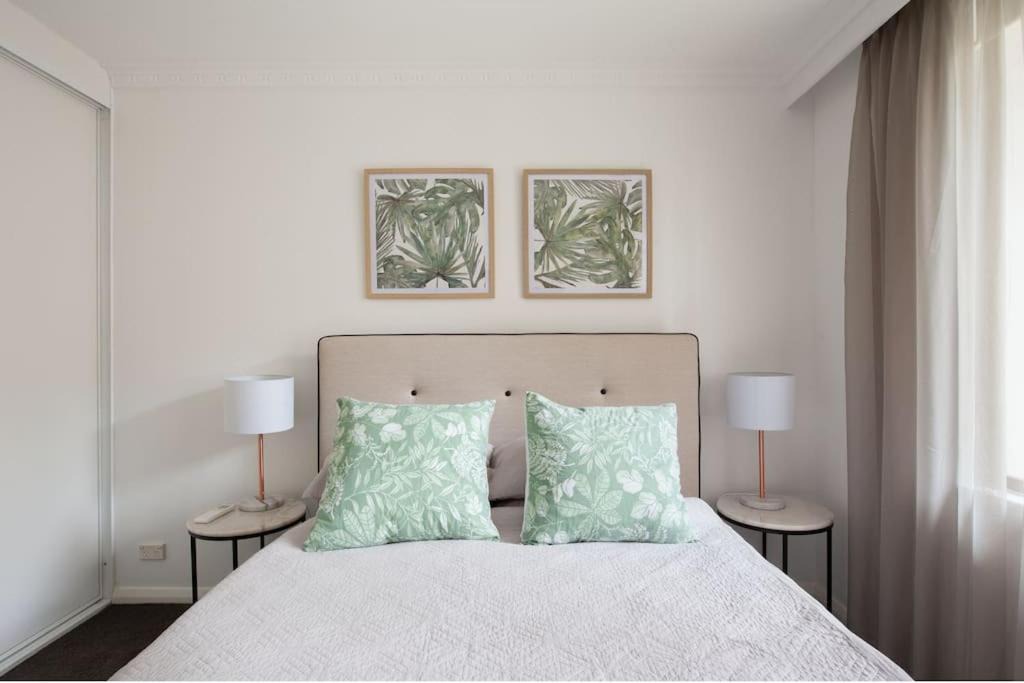 Photo of Bedroom in Elizabeth Bay