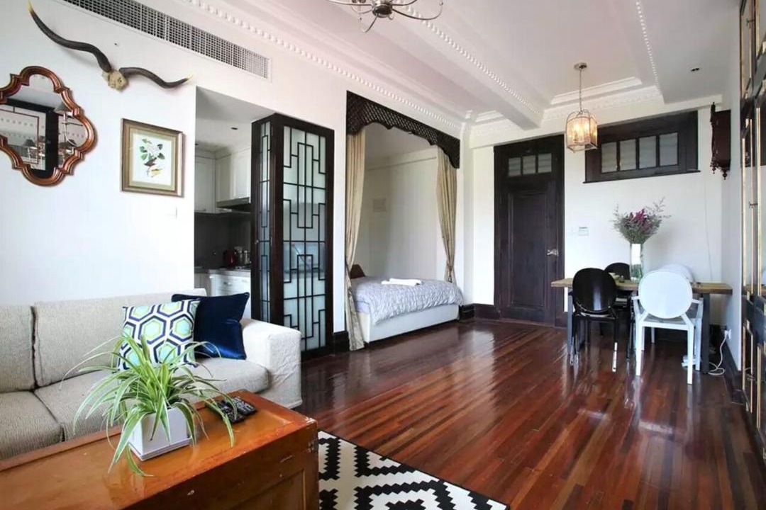 Photo of Livingroom in Downtown Shanghai