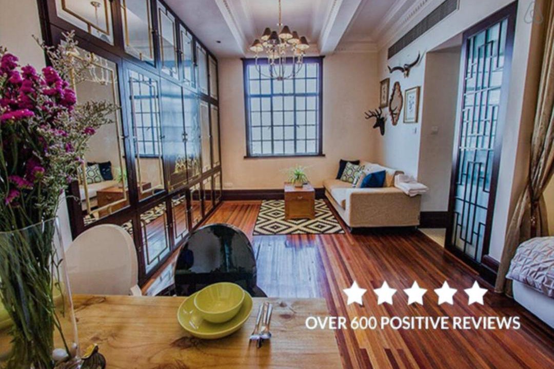 Photo of Livingroom in Downtown Shanghai