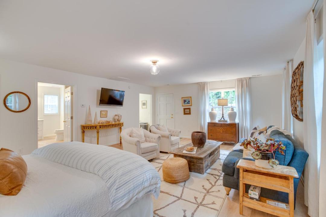 Photo of Livingroom in Cave Spring