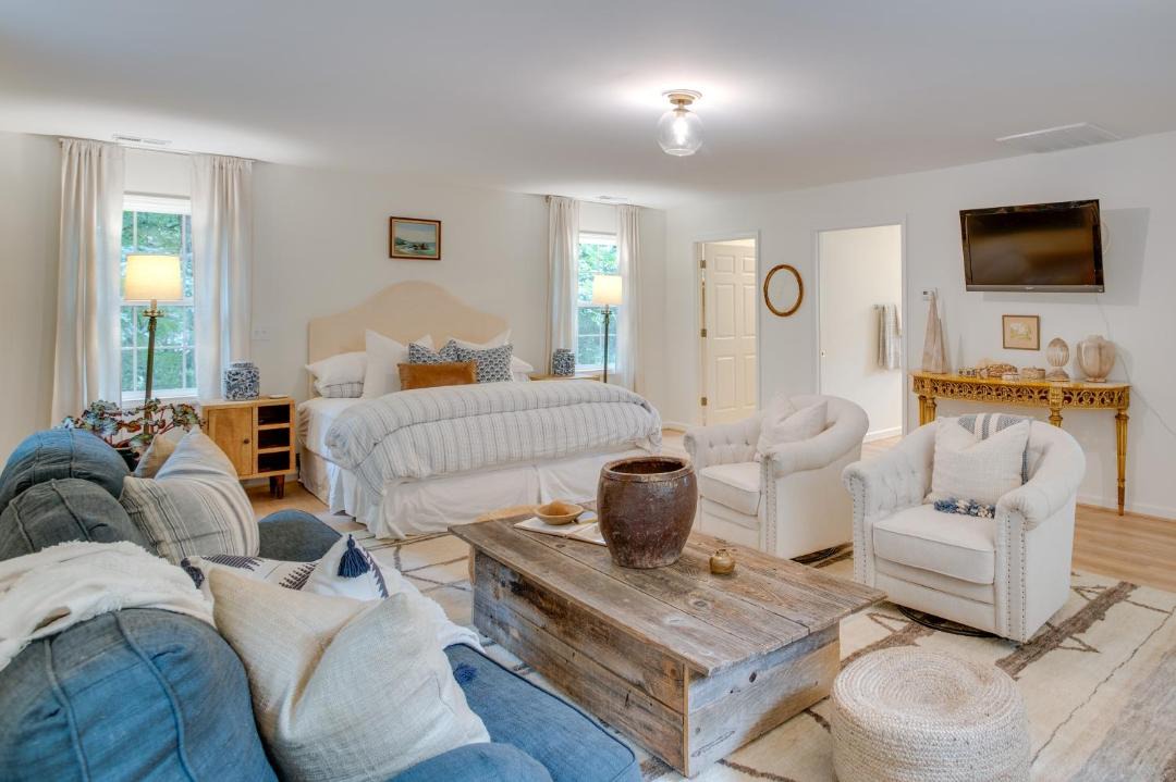 Photo of Livingroom in Cave Spring
