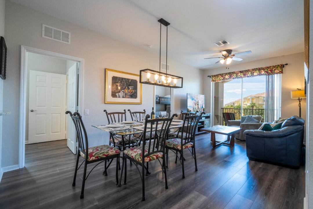 Photo of Livingroom in Florida Central Atlantic Coast