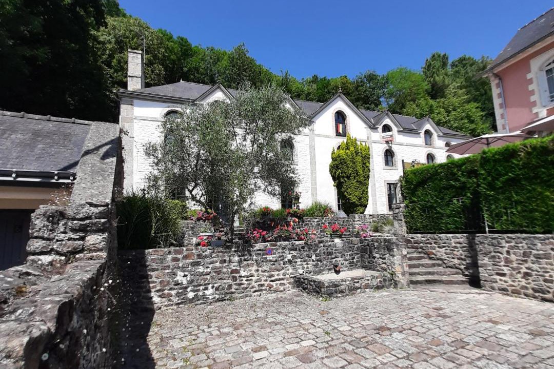Photo of Buildings in Dinan