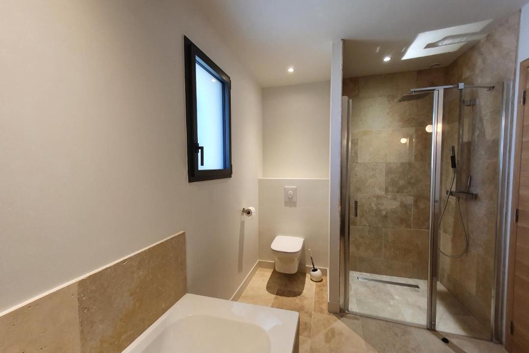 Photo of Bathroom in Gordes