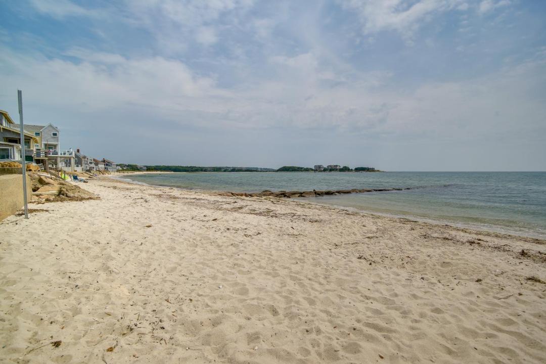 Photo of Others in Silver Beach