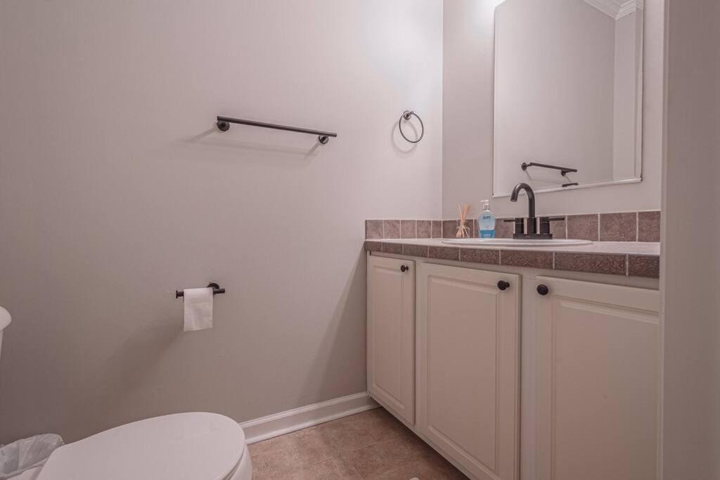 Photo of Bathroom in Faber