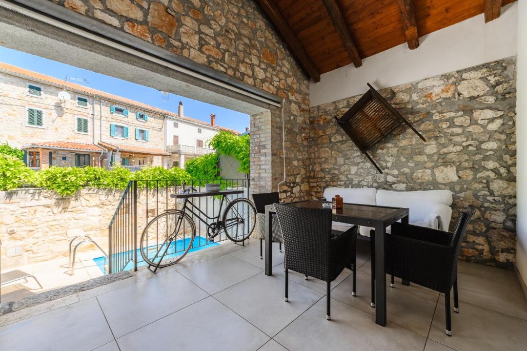 Photo of Patio Balcony in Fuskulin