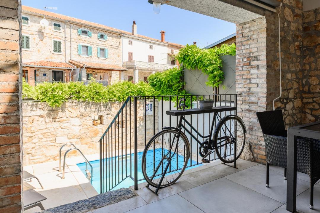 Photo of Patio Balcony in Fuskulin