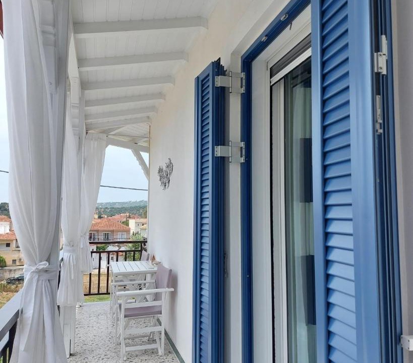 Photo of Patio Balcony in Foinikounta