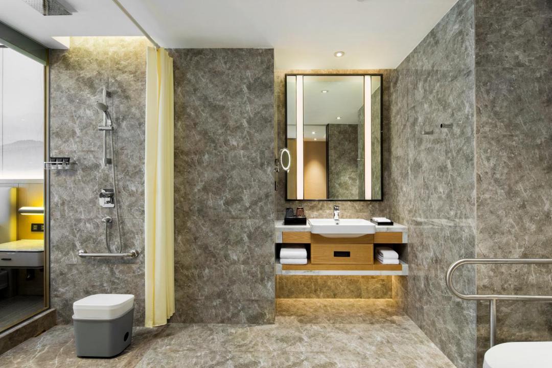 Photo of Bathroom in Yue Lu