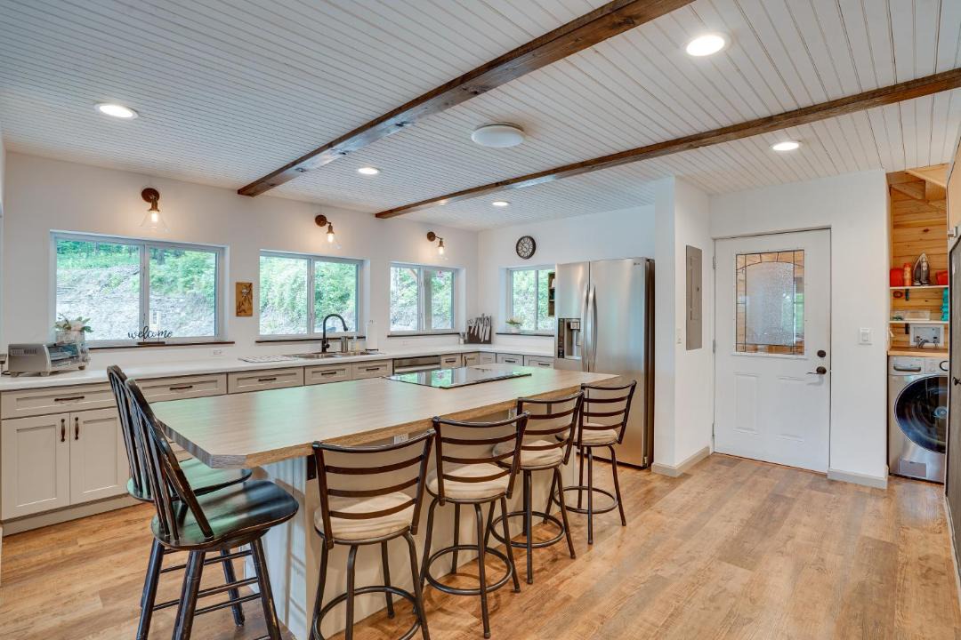 Photo of Kitchen in Marathon