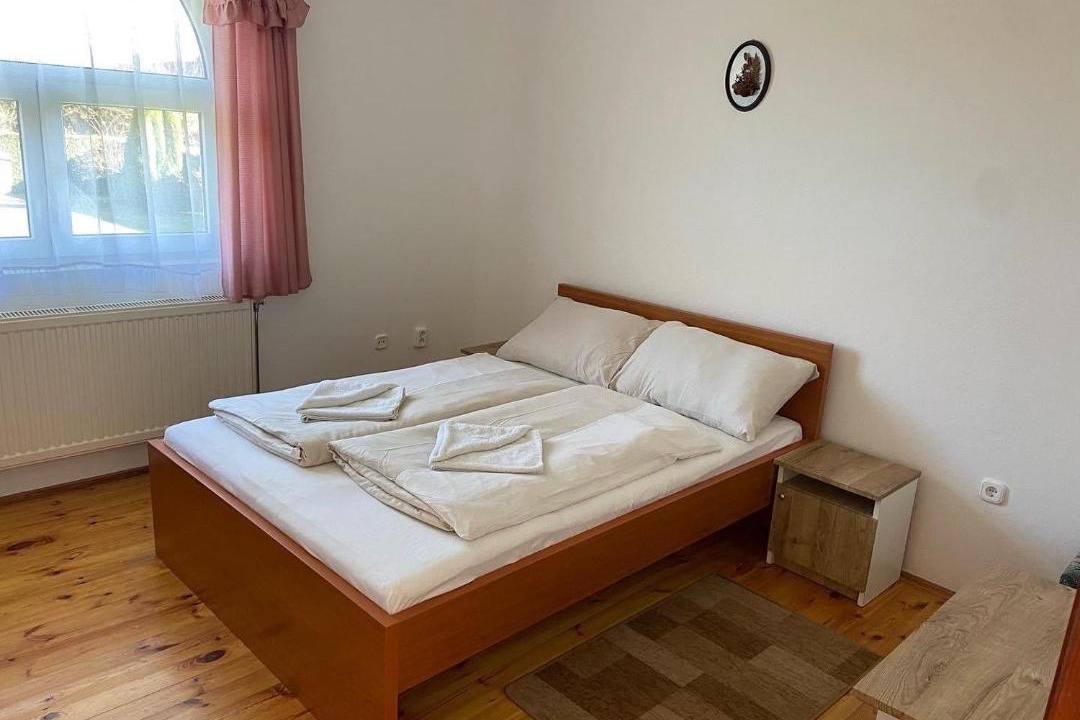 Photo of Bedroom in Csode