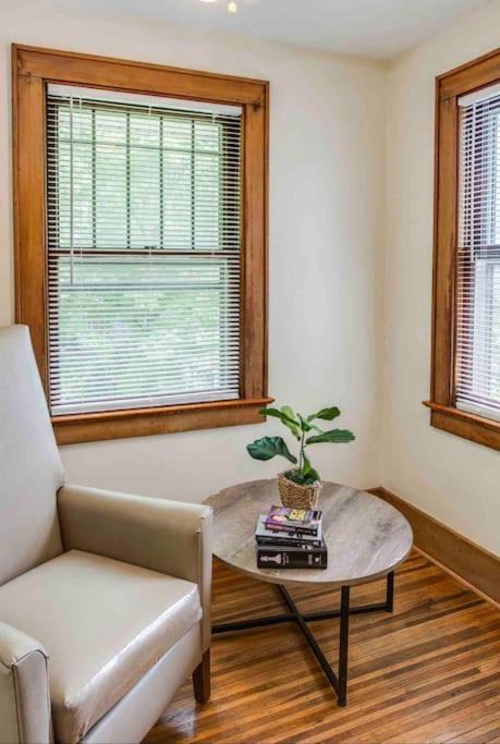 Photo of Livingroom in Rochester