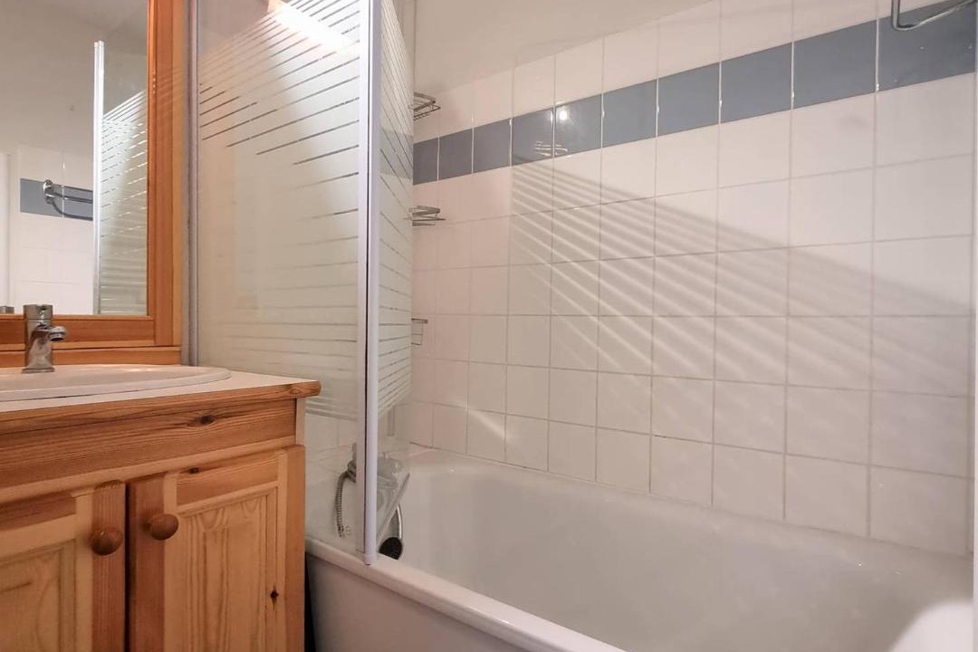 Photo of Bathroom in Saint-Etienne-en-Devoluy