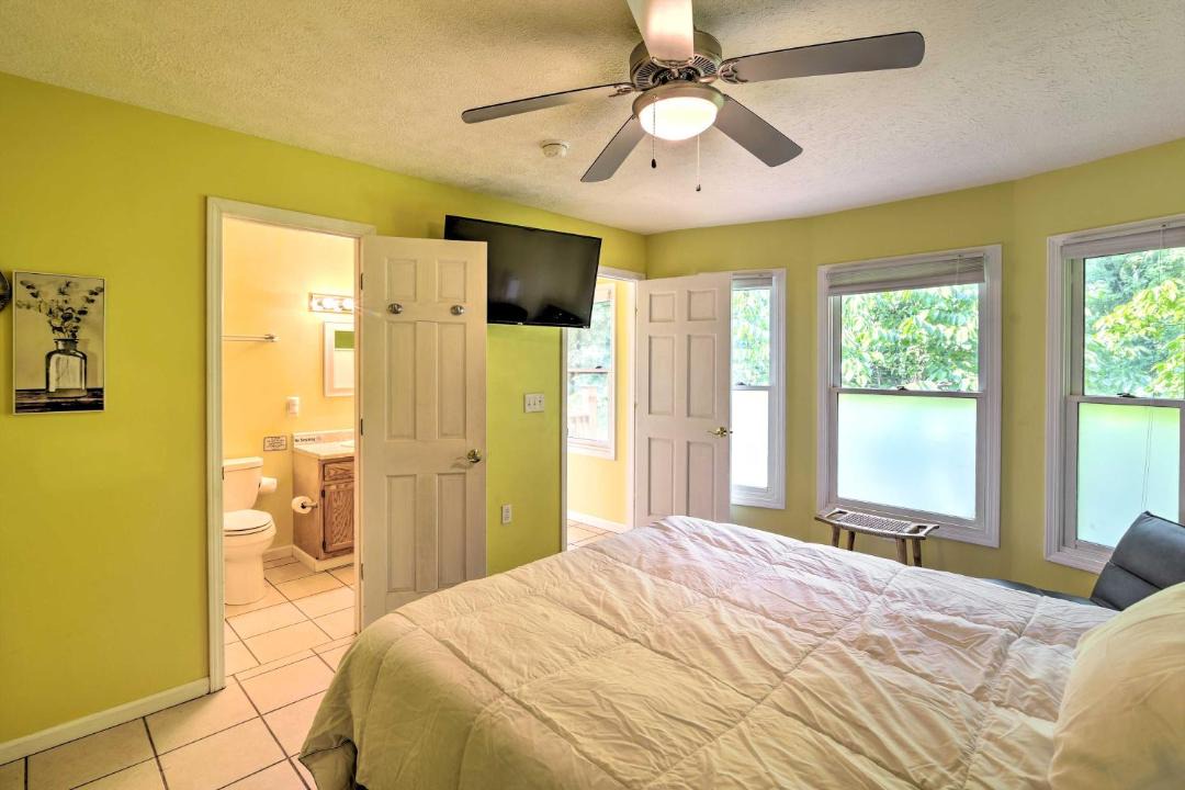 Photo of Bedroom in Battletown