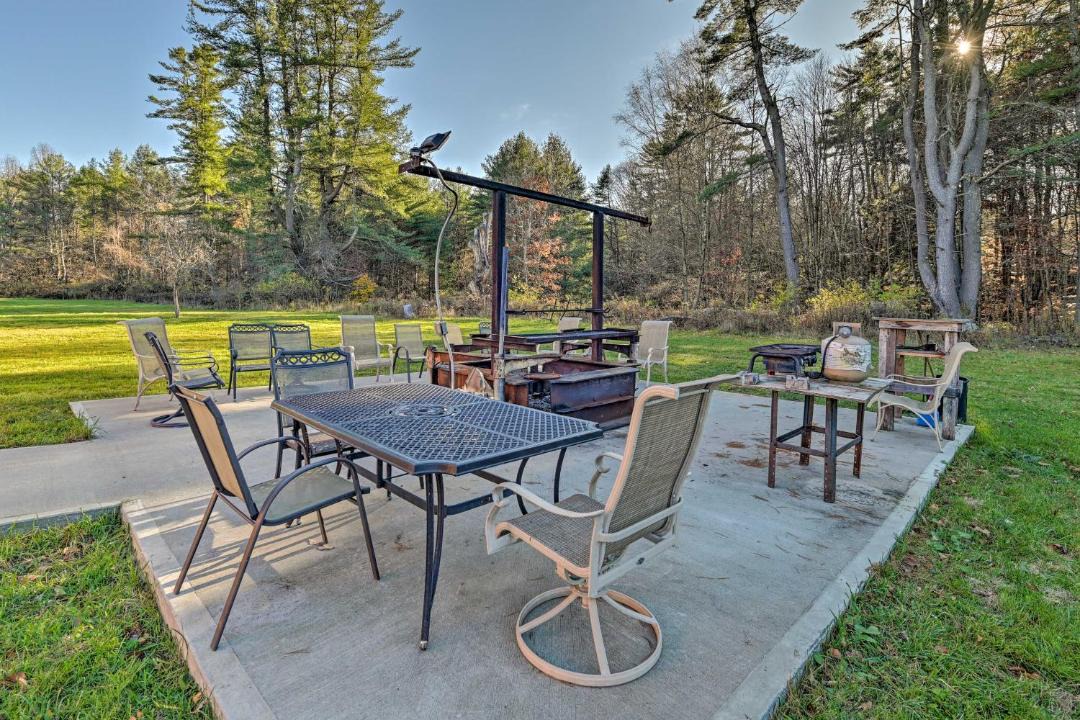 Photo of Patio Balcony in Wells Bridge