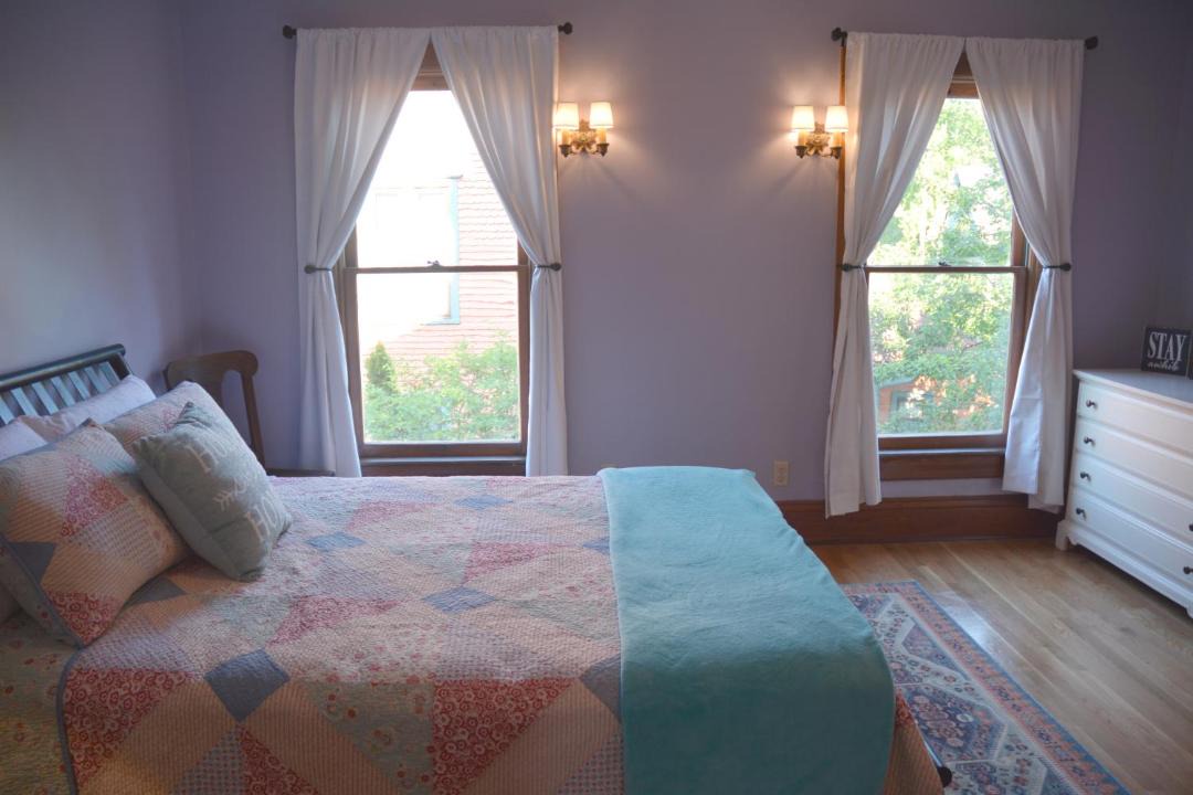Photo of Bedroom in West Washington