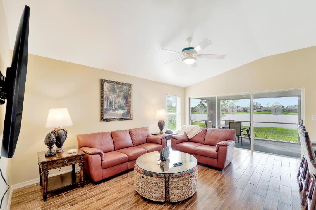 Photo of Livingroom in Beachwalk Isles