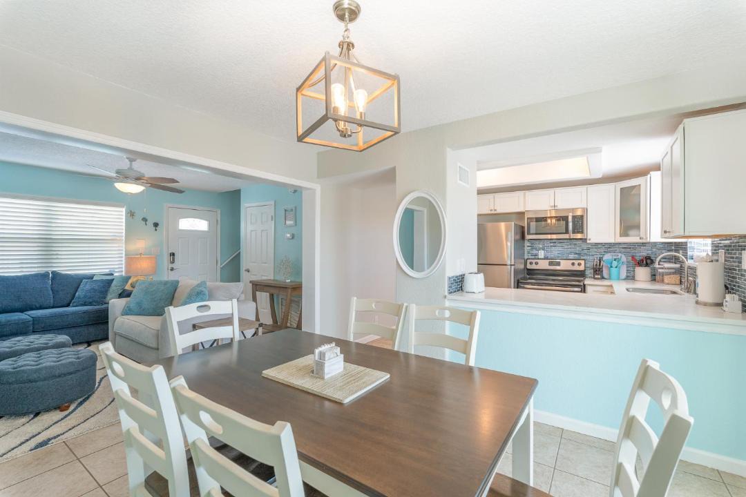 Photo of Livingroom in Chandler Park