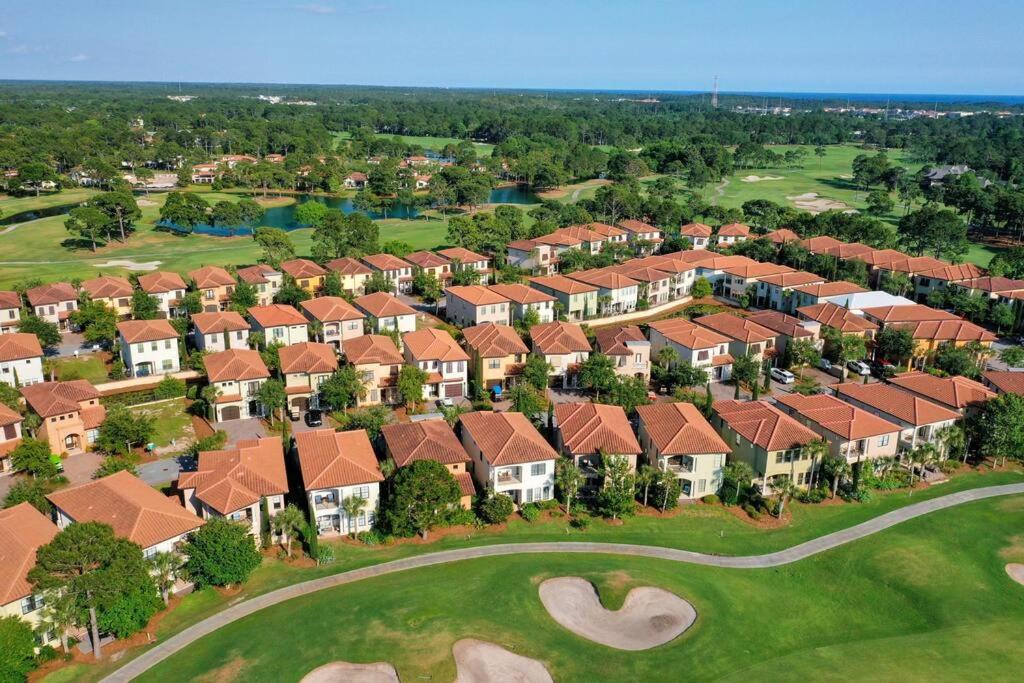 Photo of Others in Villa Lago