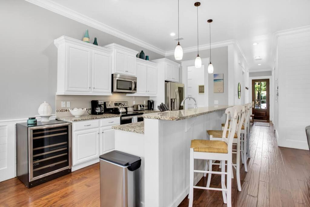 Photo of Kitchen in Villa Lago