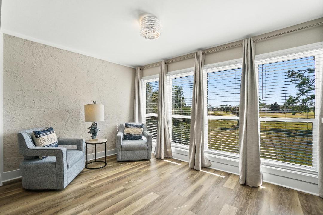 Photo of Livingroom in Upper Grand Lagoon