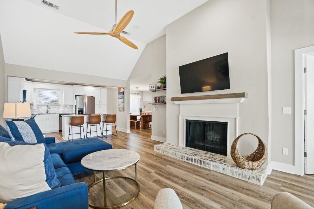 Photo of Livingroom in Upper Grand Lagoon