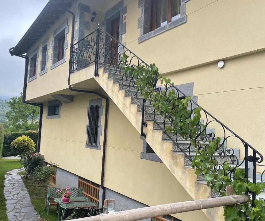 Photo of Buildings in La Gandara