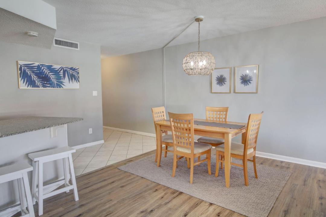 Photo of Livingroom in Fort Walton Beach