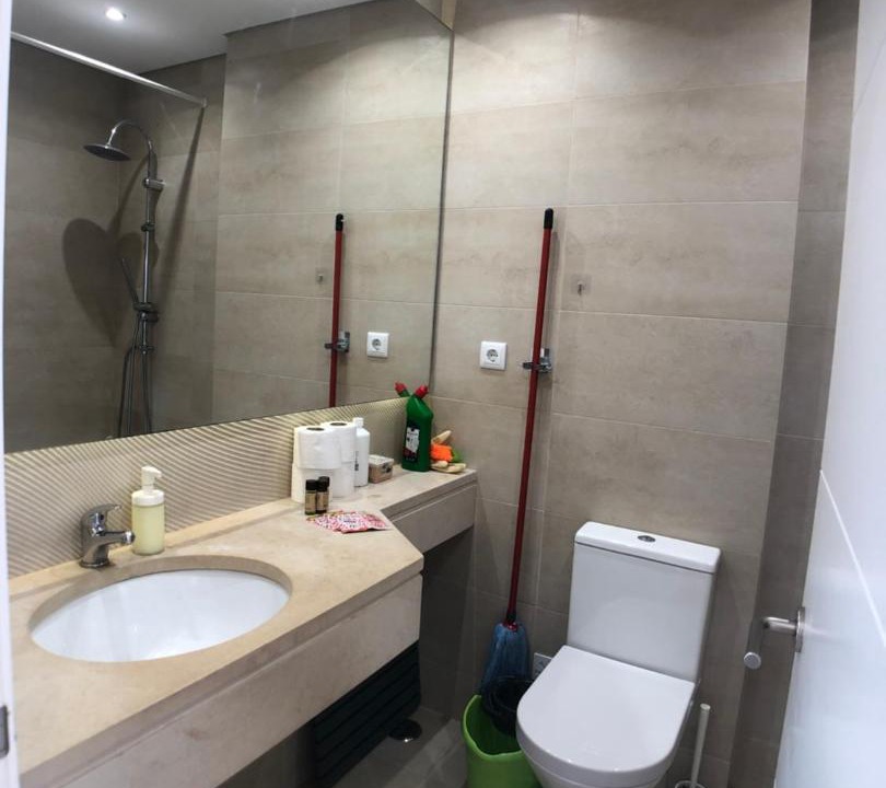 Photo of Bathroom in Carcavelos