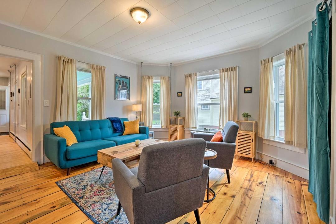 Photo of Livingroom in Keene