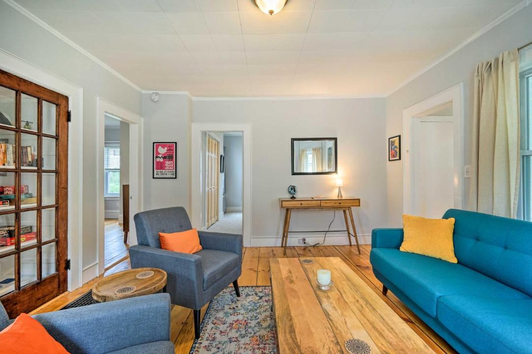 Photo of Livingroom in Keene