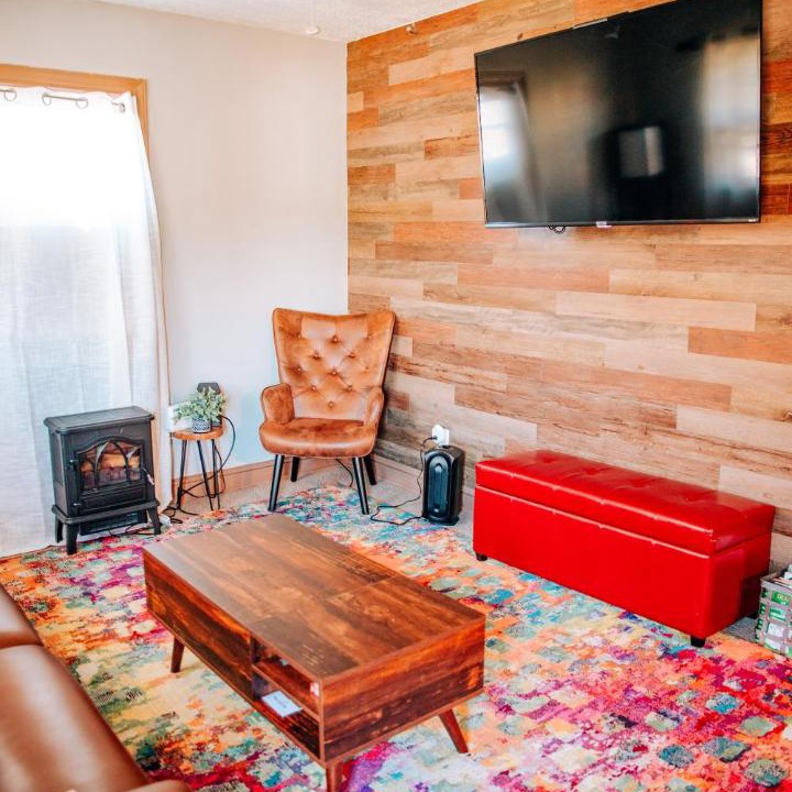 Photo of Livingroom in Fieldale
