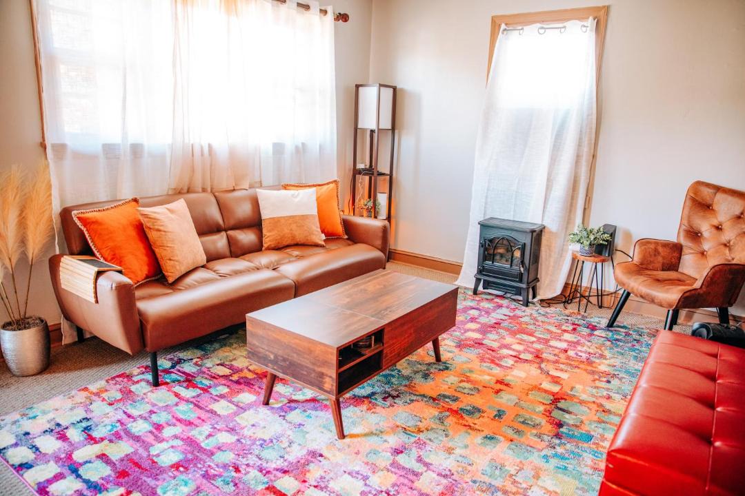 Photo of Livingroom in Fieldale