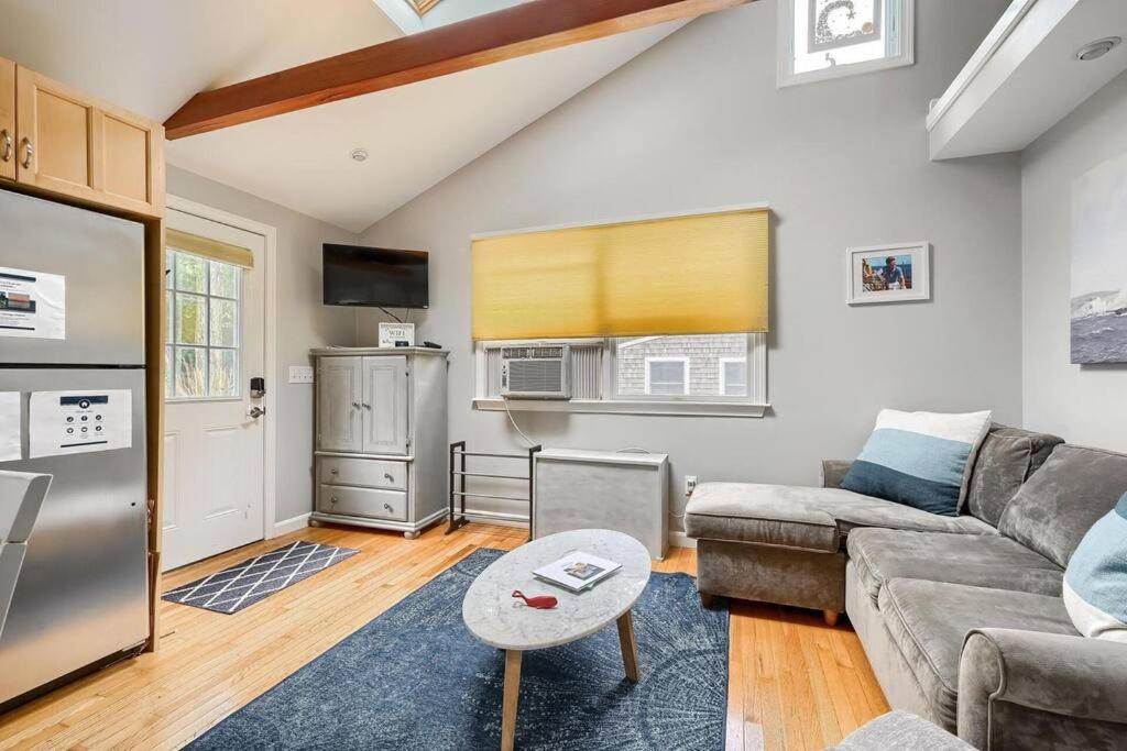 Photo of Livingroom in Eastham