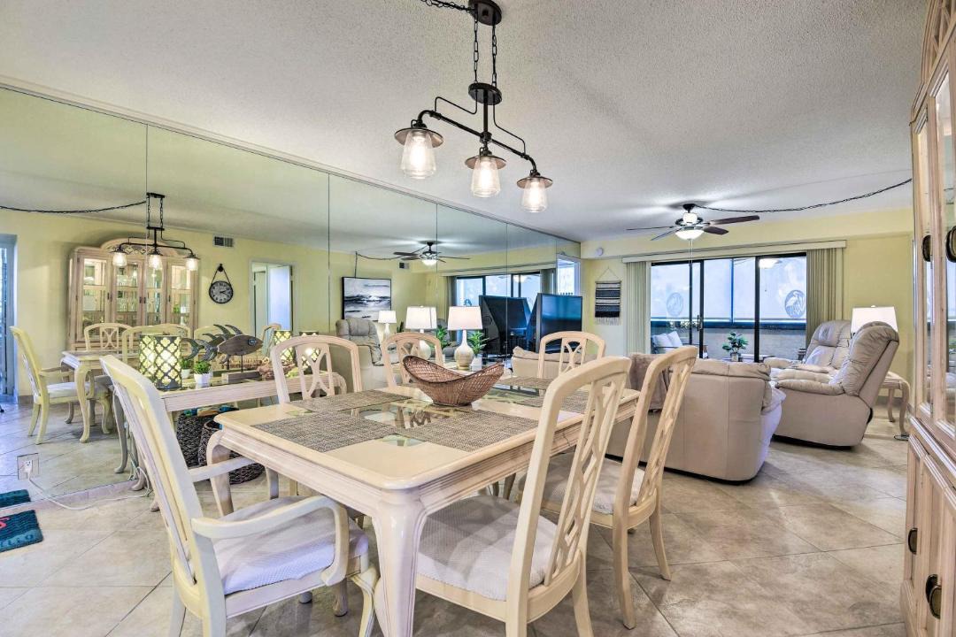 Photo of Livingroom in Siesta Key