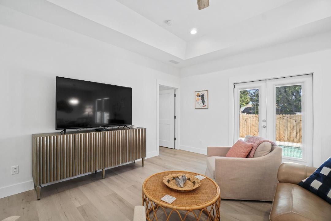 Photo of Livingroom in Riviera Beach