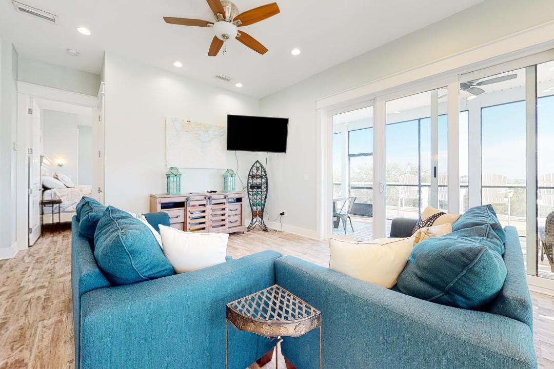 Photo of Livingroom in Indian Pass