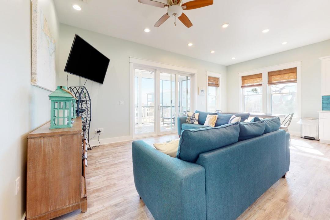 Photo of Livingroom in Indian Pass