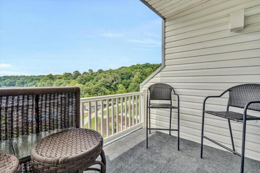 Photo of Patio Balcony in North Shore