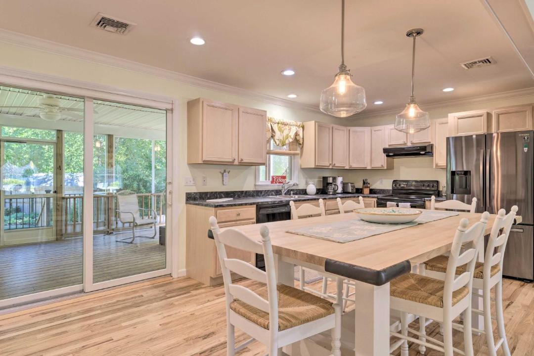 Photo of Kitchen in Jamesport