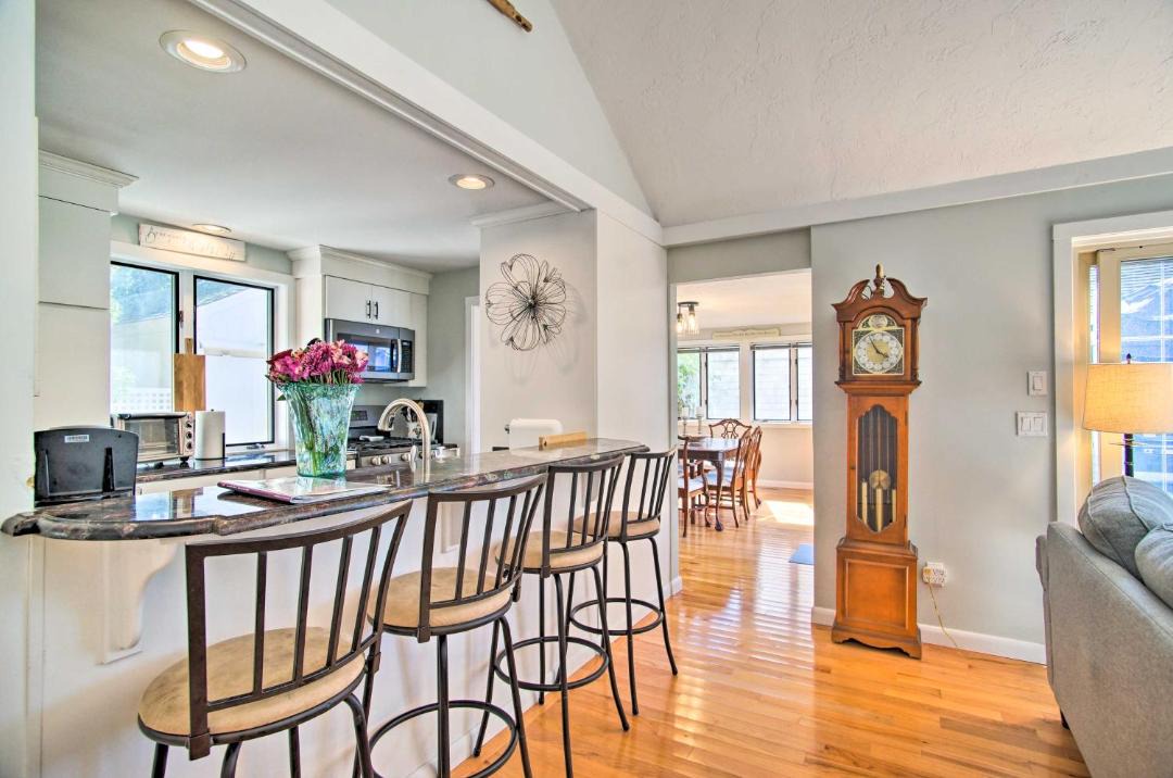 Photo of Livingroom in Mews Village