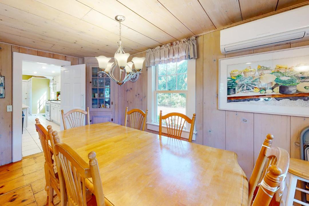 Photo of Livingroom in West Harwich