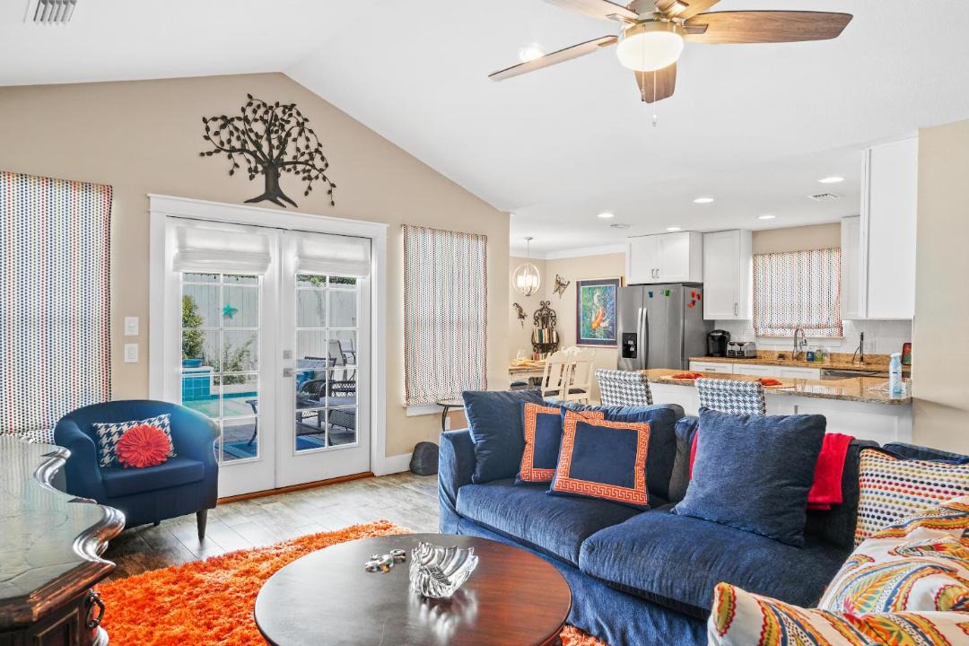 Photo of Livingroom in Riviera Beach