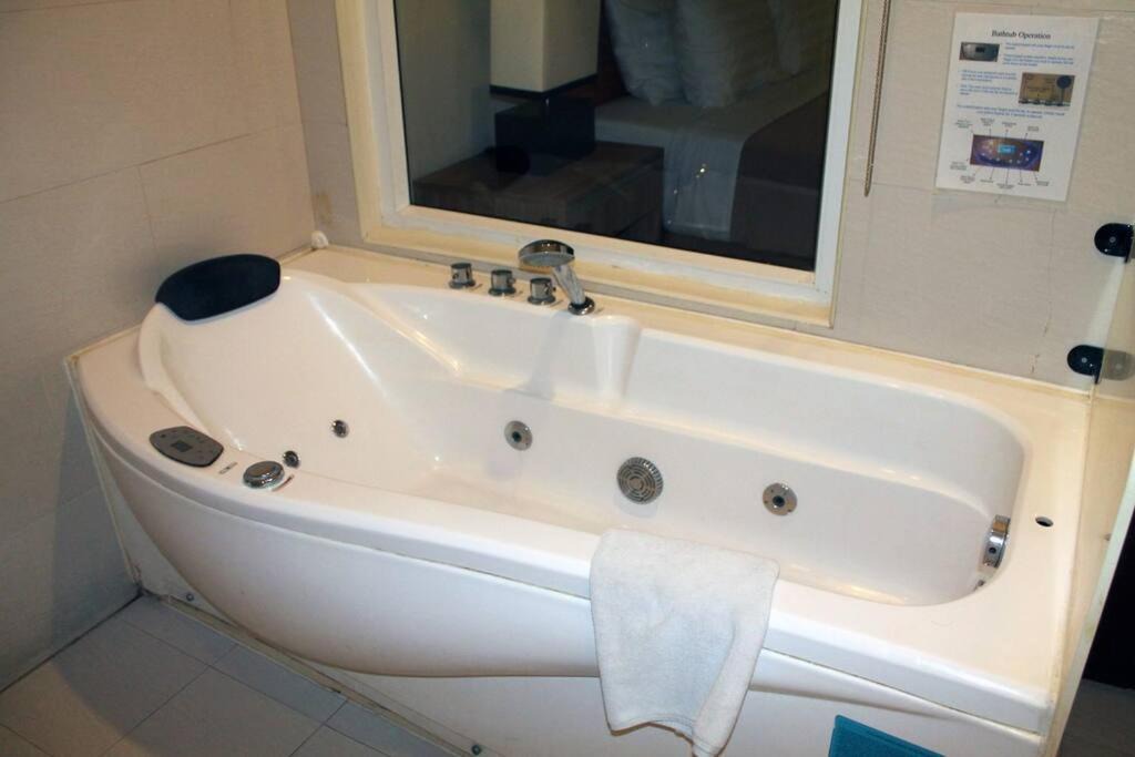 Photo of Bathroom in San Fernando