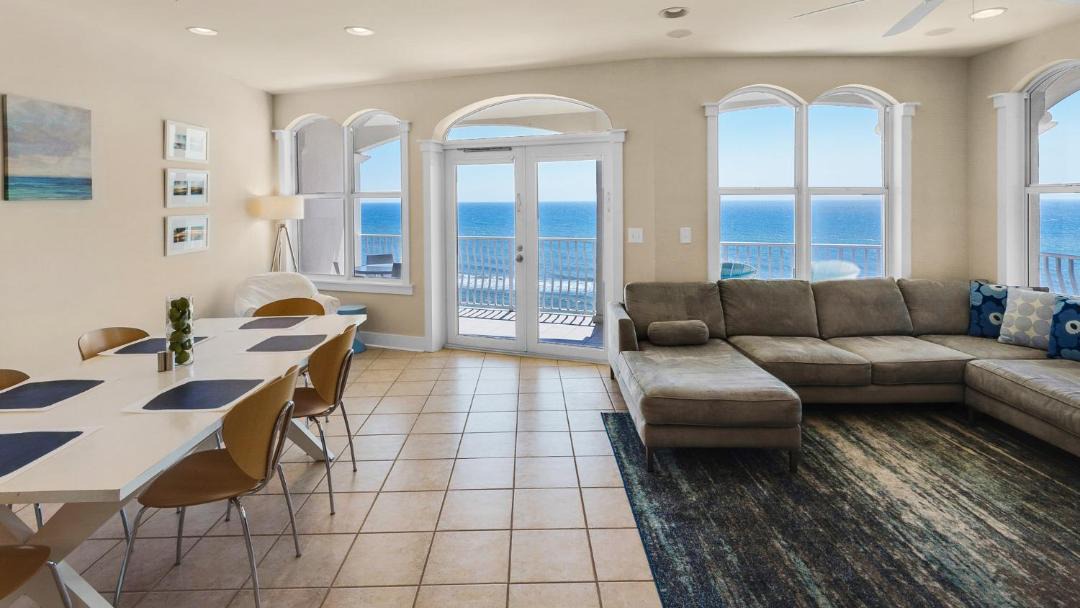 Photo of Livingroom in Seacrest