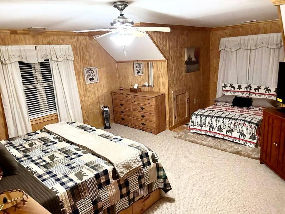 Photo of Bedroom in Basye