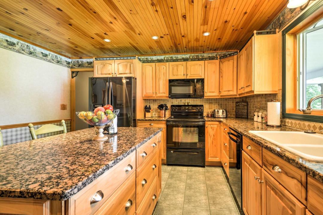 Photo of Kitchen in Thompson