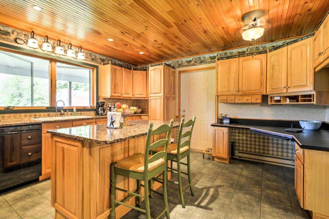 Photo of Kitchen in Thompson